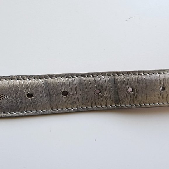 LOUIS VUITTON - AUTHENTIC LV METALLIC SILVER LEATHER PERFORATED MAHINA BELT - Picture 11 of 15